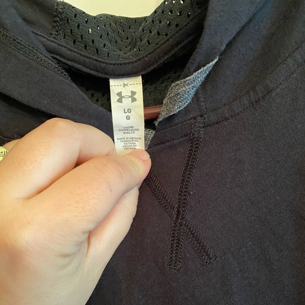 Under armour hoodied workout tank